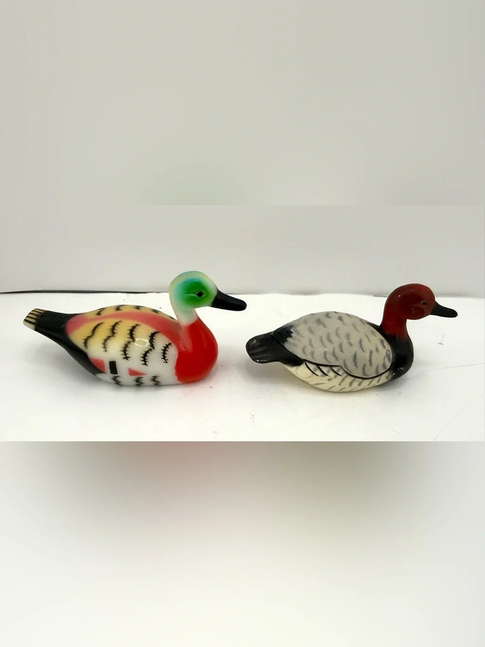 Vintage miniature duck figurine & 1 pencil sharpener.